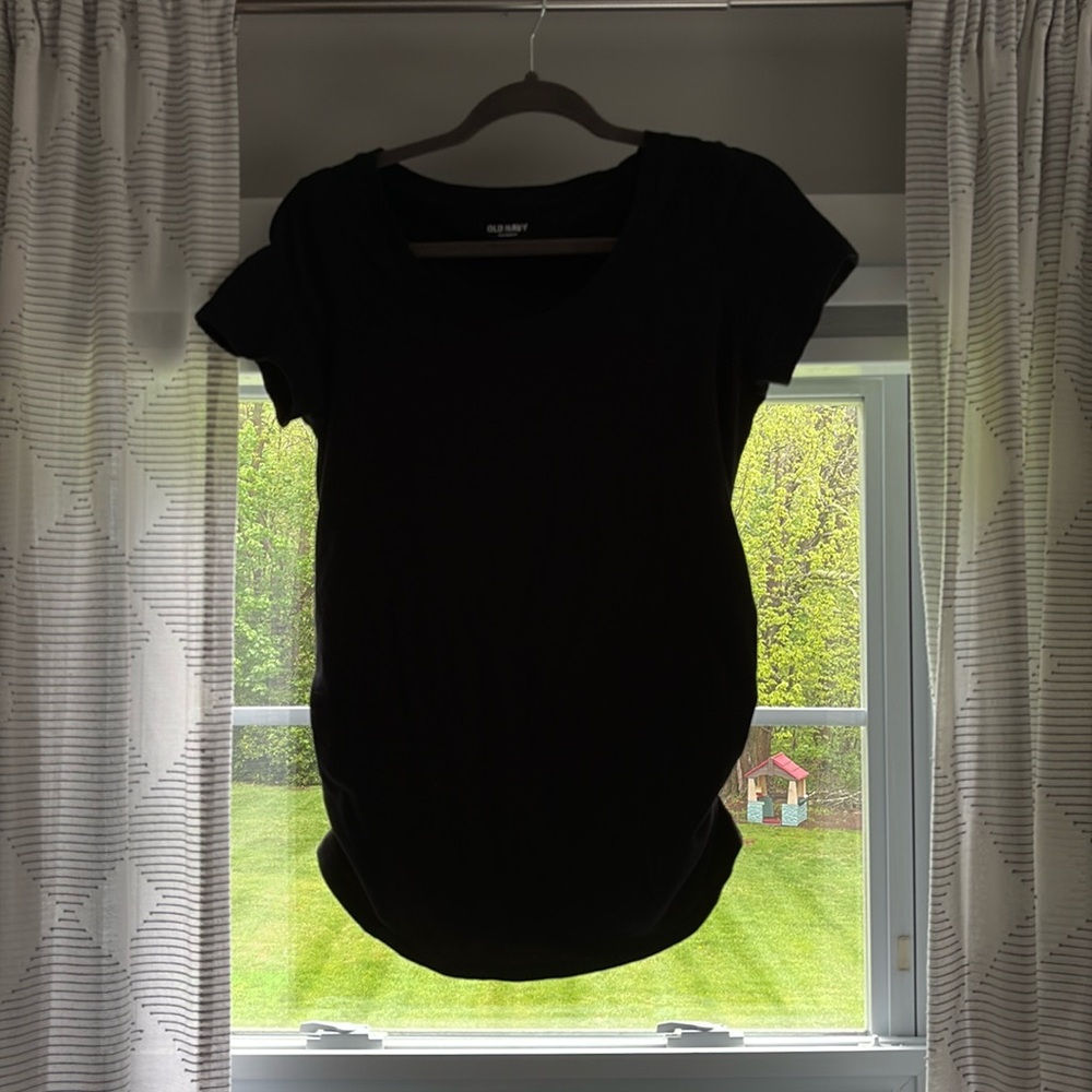 Old Navy Maternity Black Fitted Short Sleeve Tee